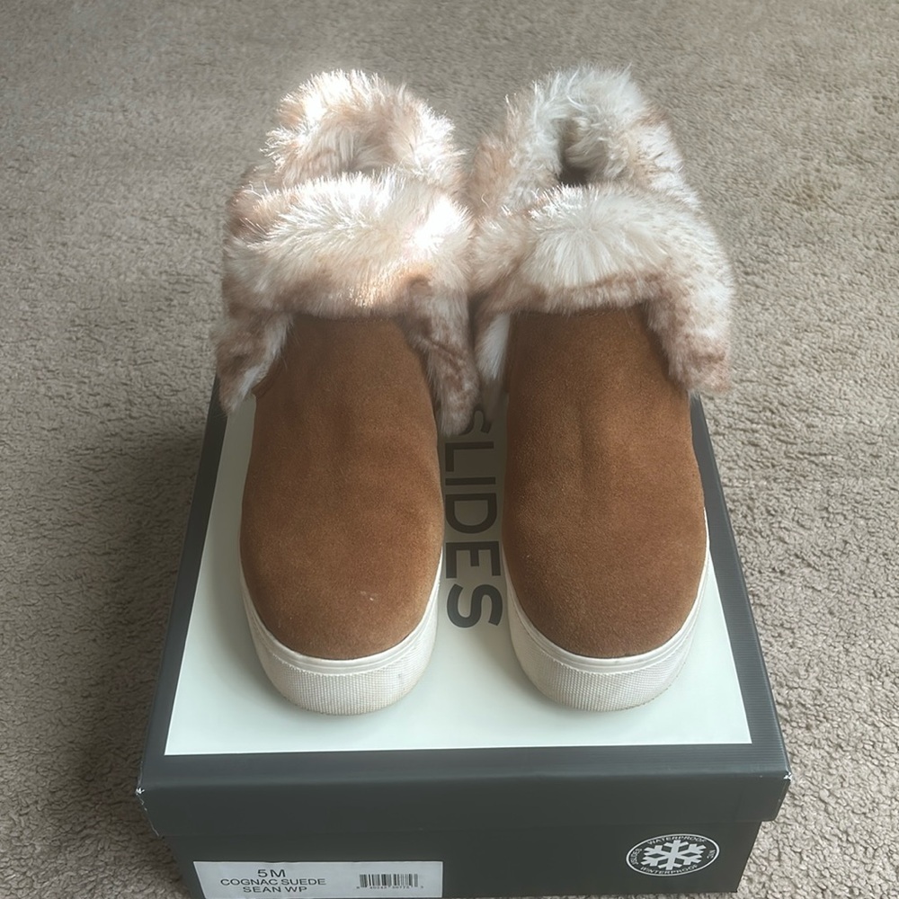J/slides Wedge sneakers with fur